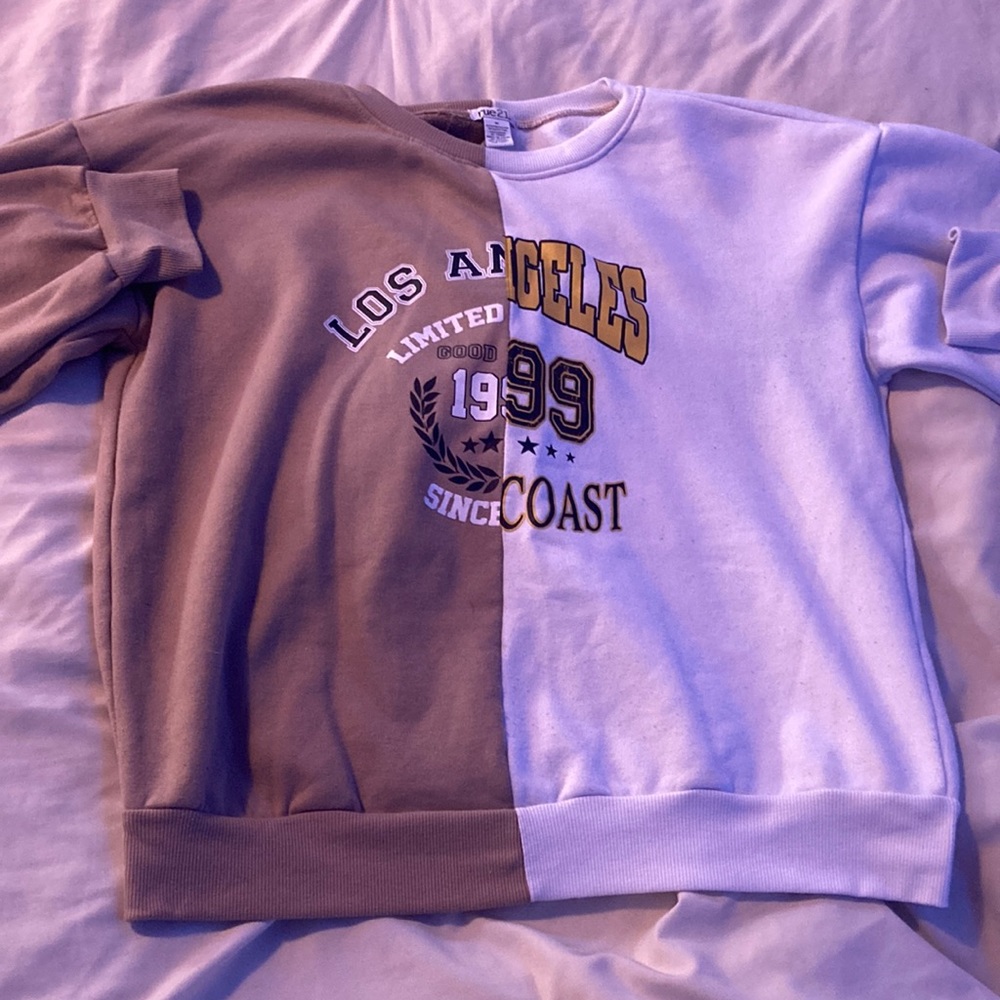 Rue 21 Multi-Color Design Sweatshirt